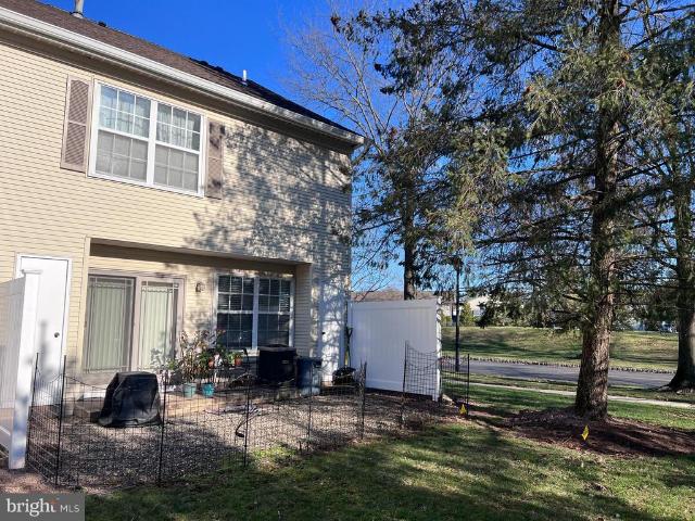 Townhouse for sale in Kendall Park, New Jersey