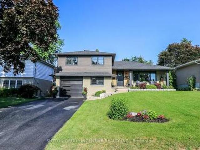 House for sale in Barrie, Ontario