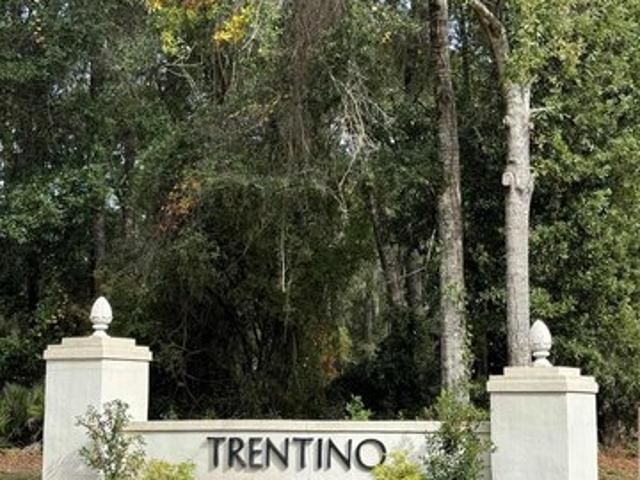 Land for sale in Fairhope, Alabama