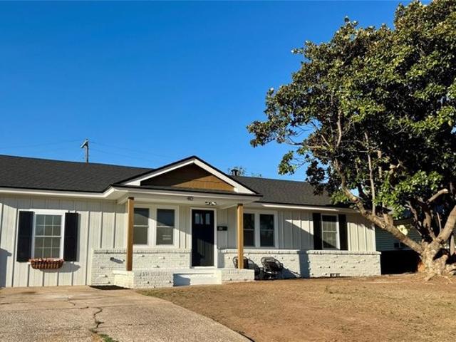 House for sale in Chickasha, Grady County