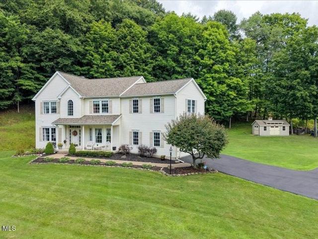 House for sale in Saratoga, New York
