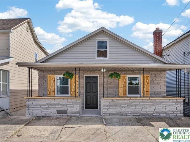 House for sale in Carbon, Pennsylvania