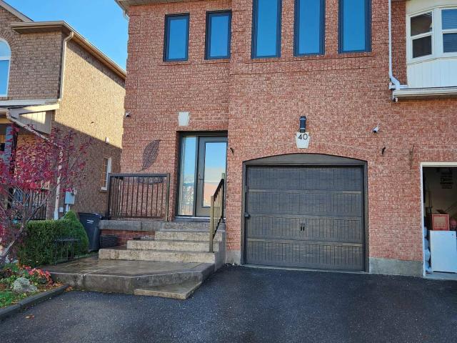 Townhouse for sale in Woburn, Ontario