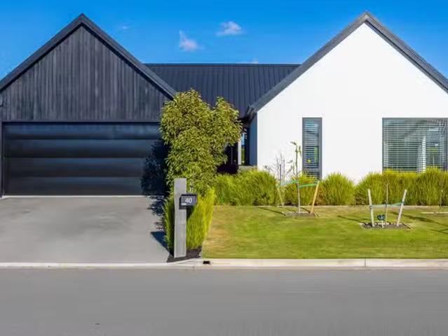 House for sale in Lincoln, Canterbury