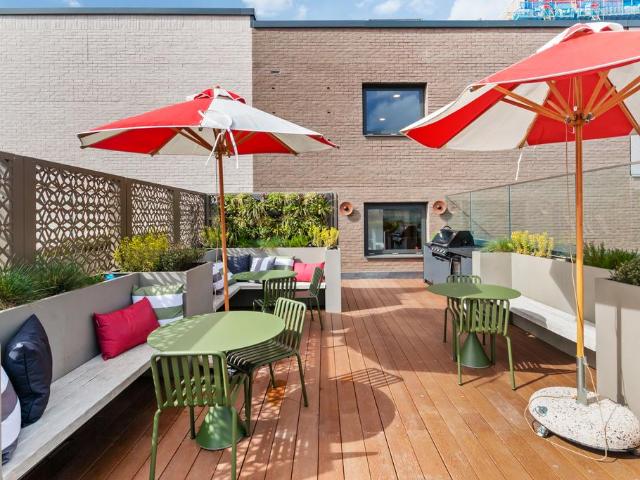 Apartment for rent in Round Hill, Brighton
