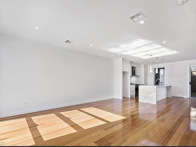 Townhouse for rent in Camerons Creek, Victoria