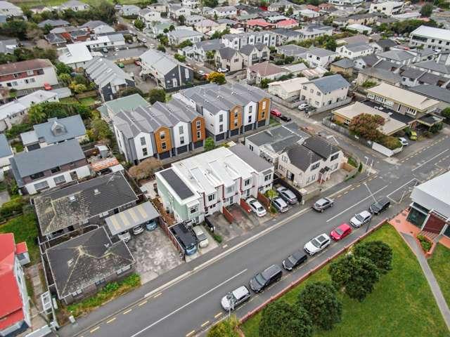 Townhouse for sale in Matata, Wellington