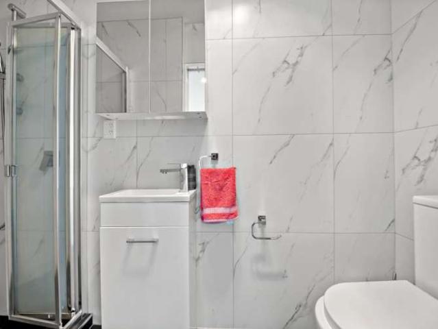 House for sale in Point England