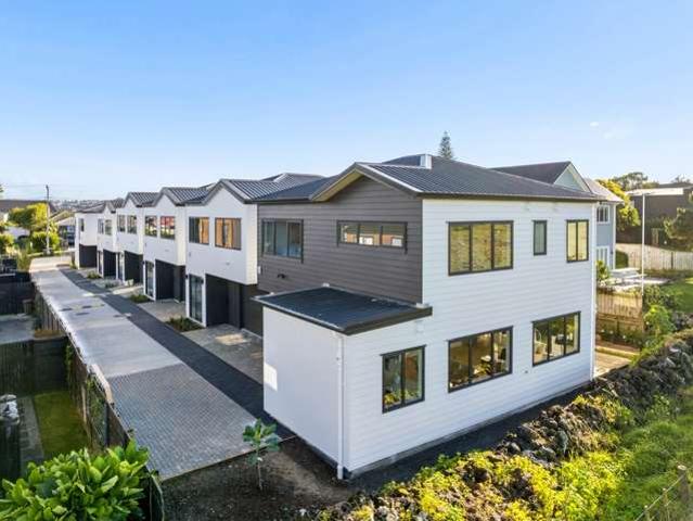 House for sale in Owhata, Oroua County