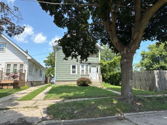 House for sale in Kenosha, Wisconsin