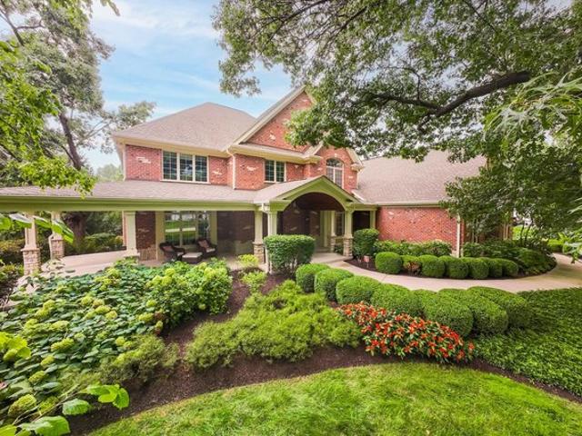 House for sale in Hampshire, Kane County