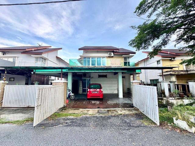 Bungalow for sale in Kajang, Langat