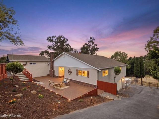 House for sale in Hayward, Alameda County