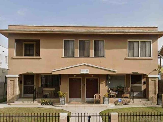 Apartment for rent in Canoga Park, California