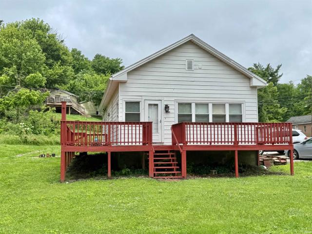 House for sale in Evansville, Indiana