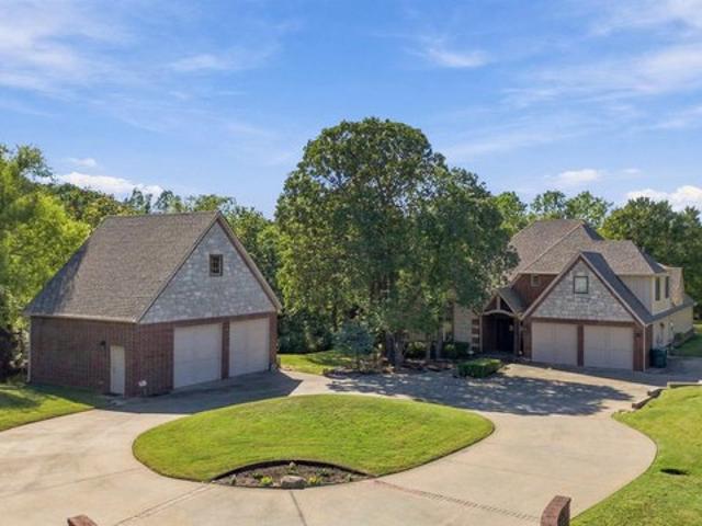 House for sale in Hilton, Sapulpa