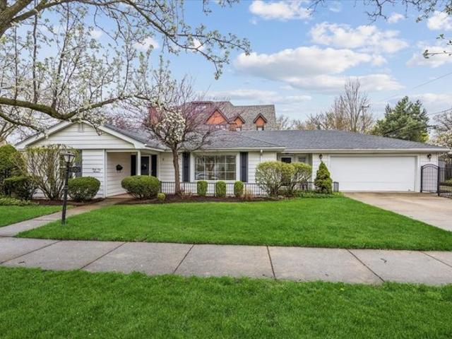 House for sale in Western Springs, Illinois