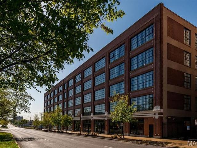 Condo for sale in Saint Louis, Missouri