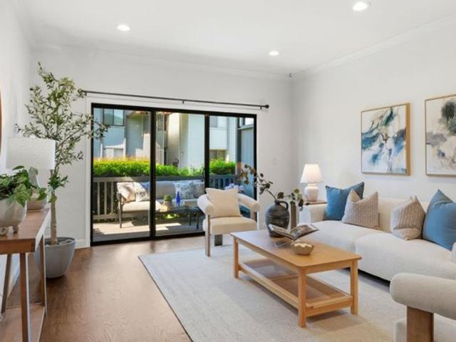 Condo for sale in San Mateo, California