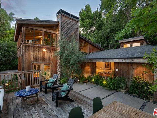 House for sale in Sherman Oaks Neighborhood Council District, Canoga Park