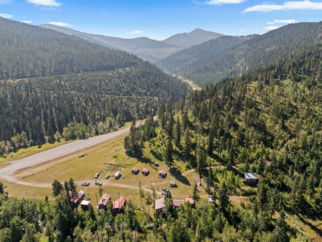 House for sale in Wolf Creek, Montana