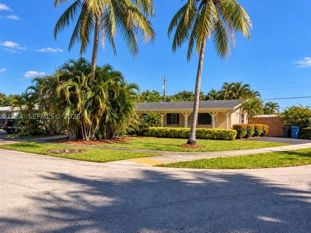 House for sale in Twin Lakes, Oakland Park