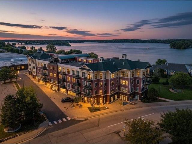 Condo for sale in Hennepin, Minnesota