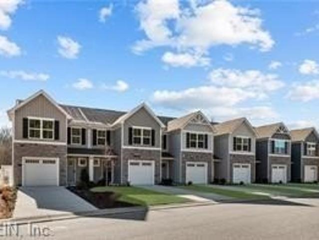 Townhouse for sale in Elizabeth City, North Carolina