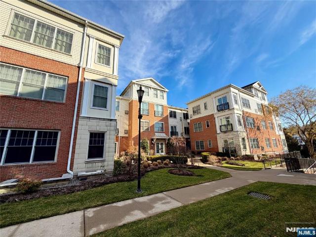 Property for sale in Tenafly, New Jersey