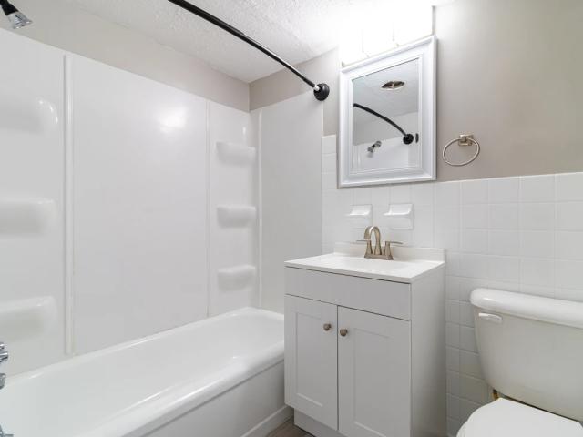 Apartment for rent in Old Brooklyn, Cleveland