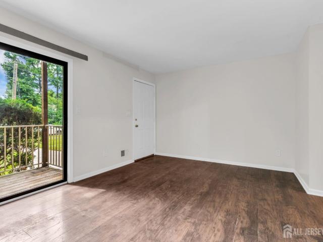 Condo for sale in North Brunswick, New Jersey