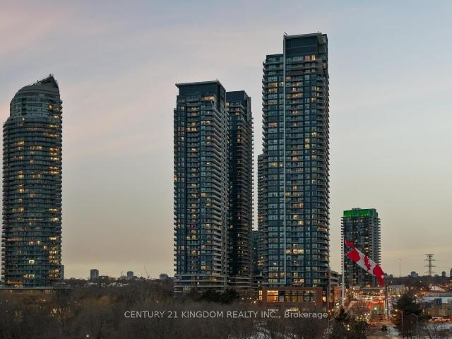 Condo for sale in Toronto, Golden Horseshoe