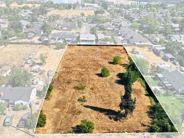 Land for sale in Del Paso Heights, Sacramento