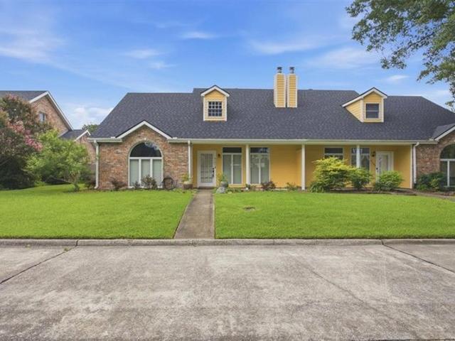Townhouse for sale in Lake Charles, Louisiana