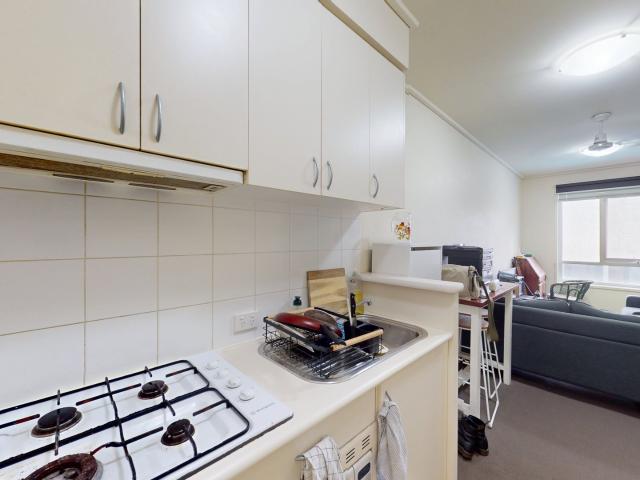 Apartment for rent in Carlton