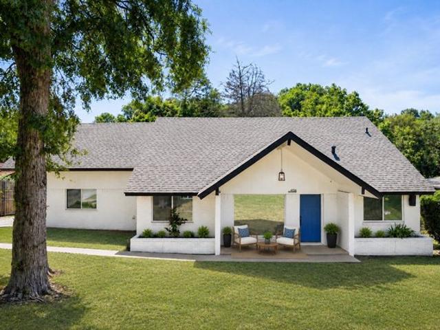 House for sale in Dallas, Texas