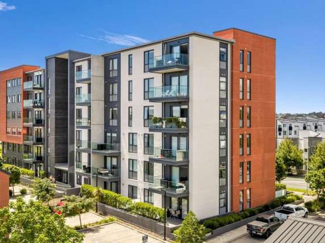 Apartment for sale in Paremoremo