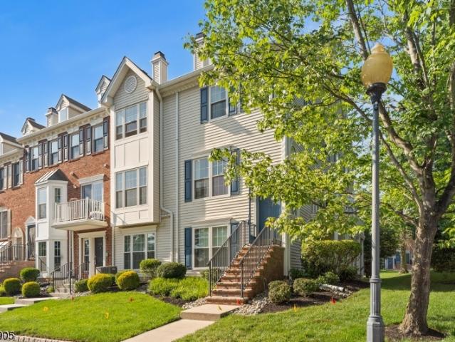Condo for sale in Bridgewater Condo for sale in Bridgewater