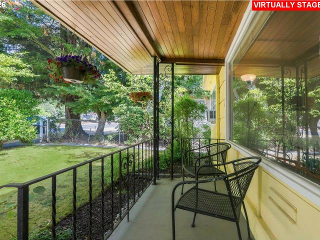 House for sale in Hector Campbell, Milwaukie