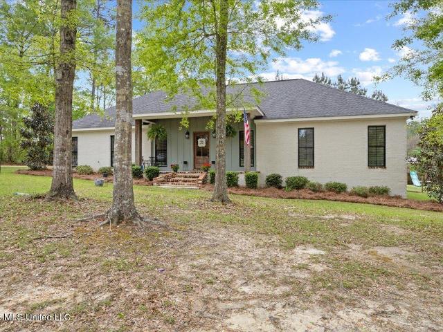 House for sale in Sumrall, Mississippi