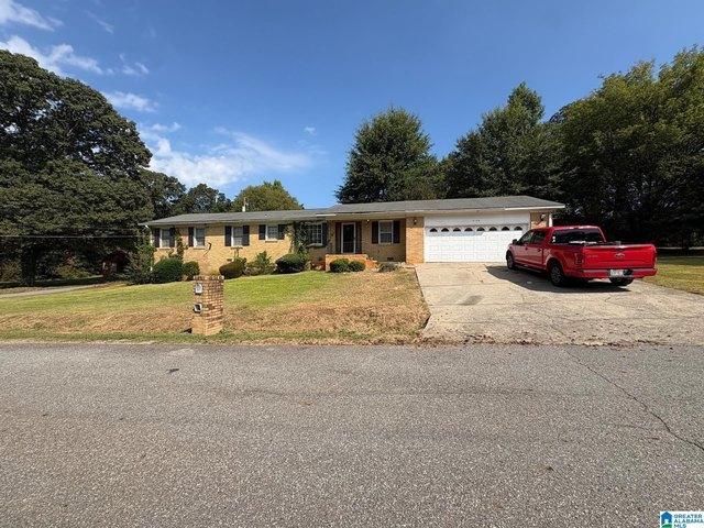House for sale in Alberta, Alabama