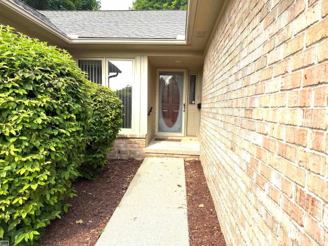Condo for sale in Clinton Township, Michigan
