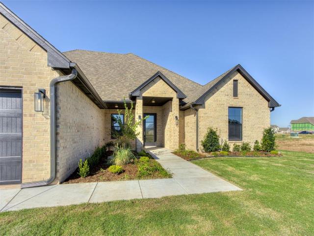 House for sale in Moore, Cleveland County