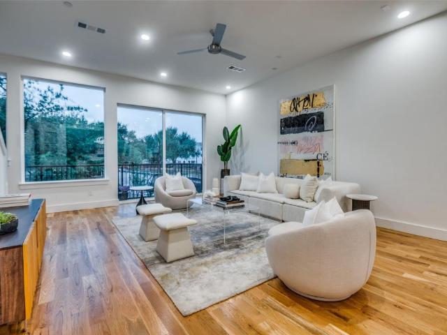 Townhouse for sale in Addison, Texas