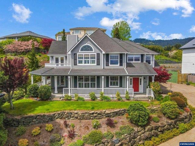 House for sale in Oregonia