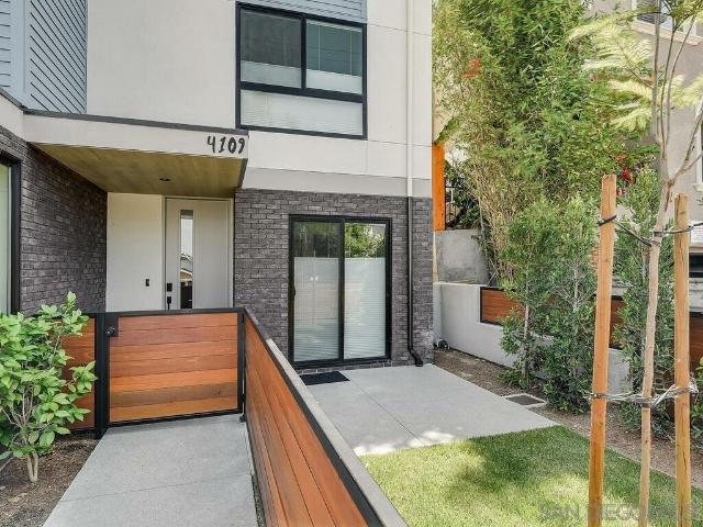 Townhouse for rent in San Diego Townhouse for rent in San Diego