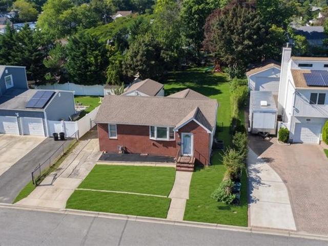 House for sale in Babylon, New York