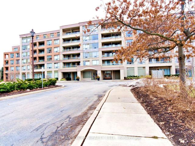 Condo for rent in Richmond Hill, Golden Horseshoe