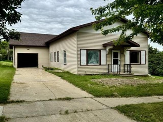 House for sale in Parshall, North Dakota