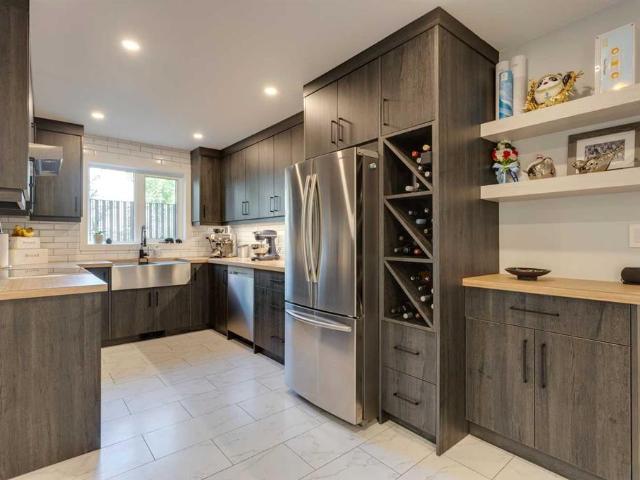Apartment for sale in Northwest, Alberta